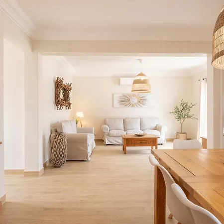 A Casa Da Mimi فيلة *