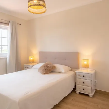 A Casa Da Mimi مانتا روتا